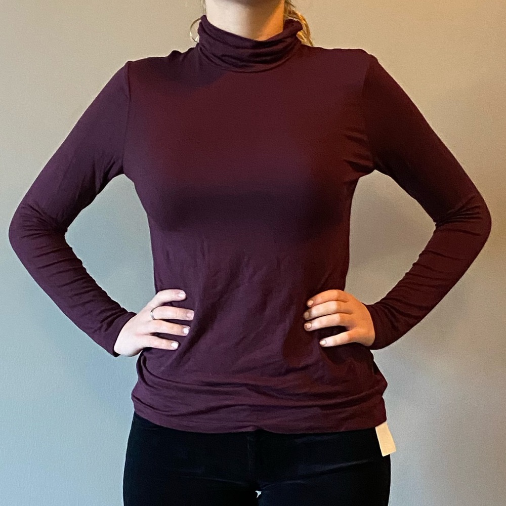 Ellen Tracy Turtleneck Tee - Picture 2 of 5
